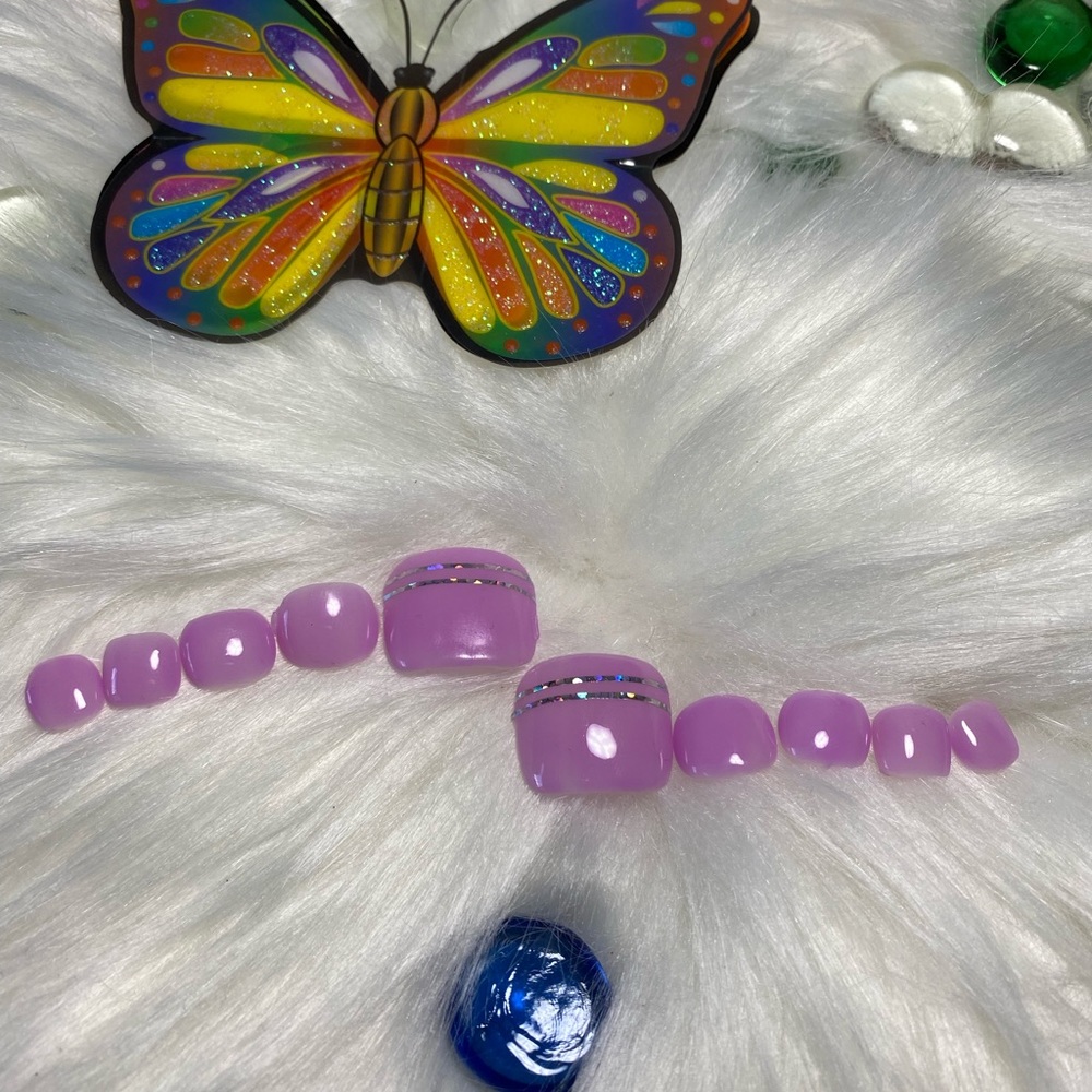 Lavender Press On Toenails